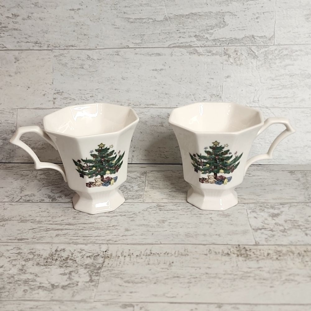 Christmas Vintage Mugs Cups Nikko Christmas time Set of 2
